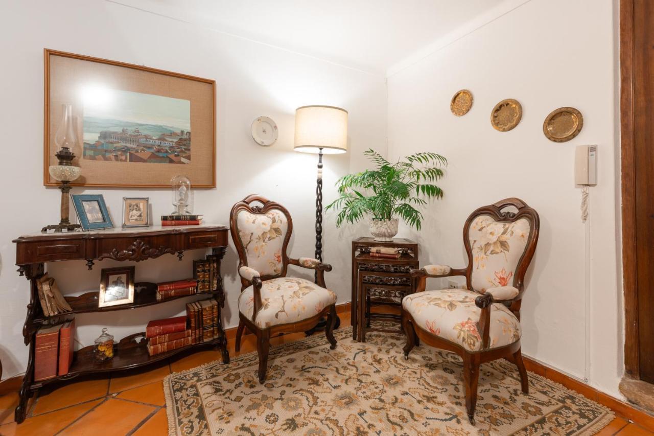 Casa Da Avo Genoveva Guest House โตมาร์ ภายนอก รูปภาพ