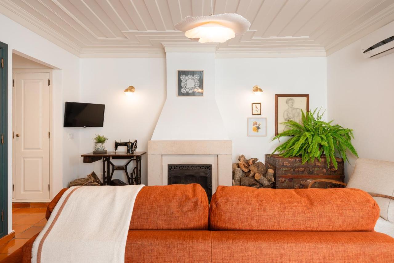 Casa Da Avo Genoveva Guest House โตมาร์ ภายนอก รูปภาพ