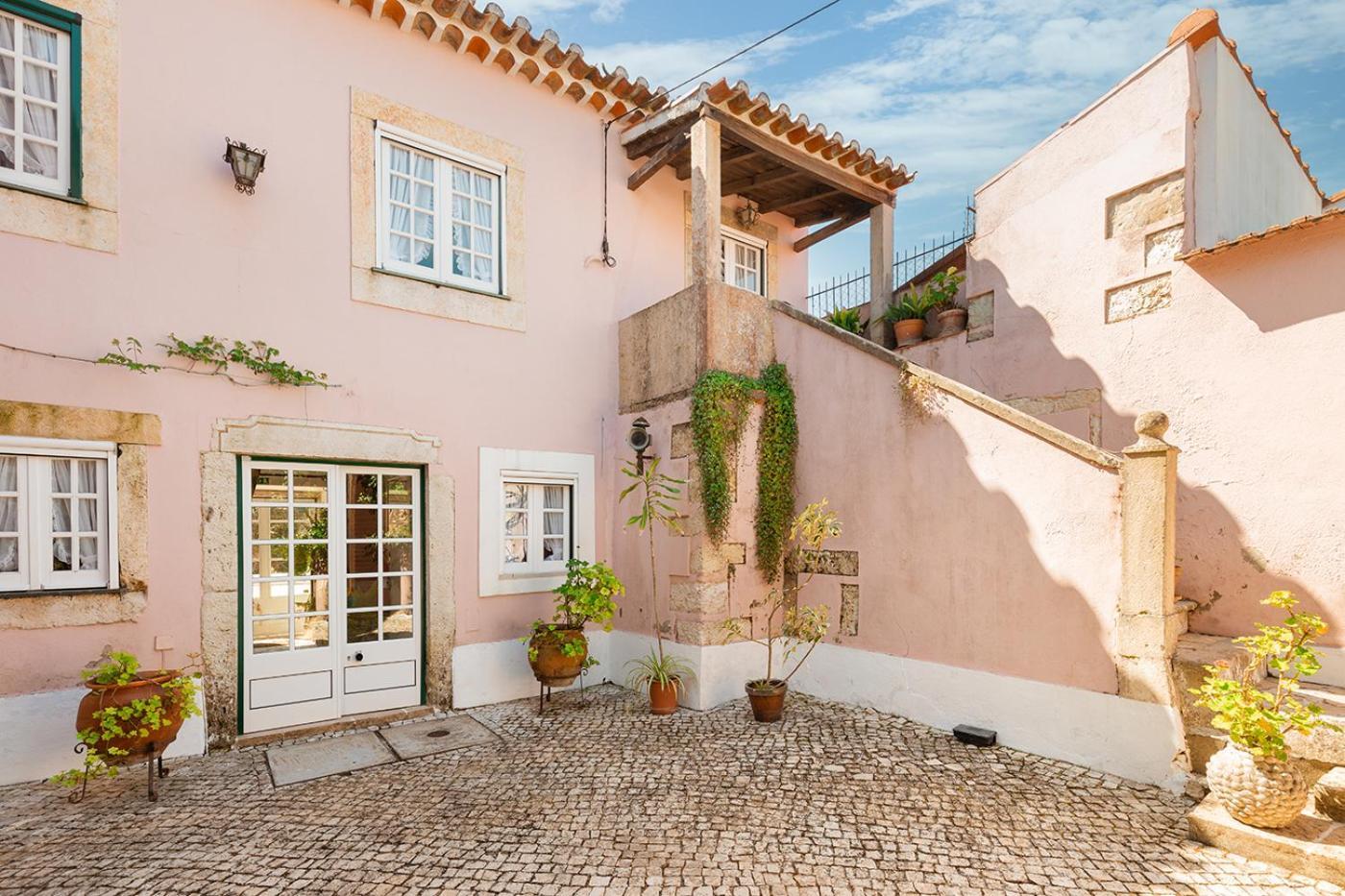 Casa Da Avo Genoveva Guest House โตมาร์ ภายนอก รูปภาพ