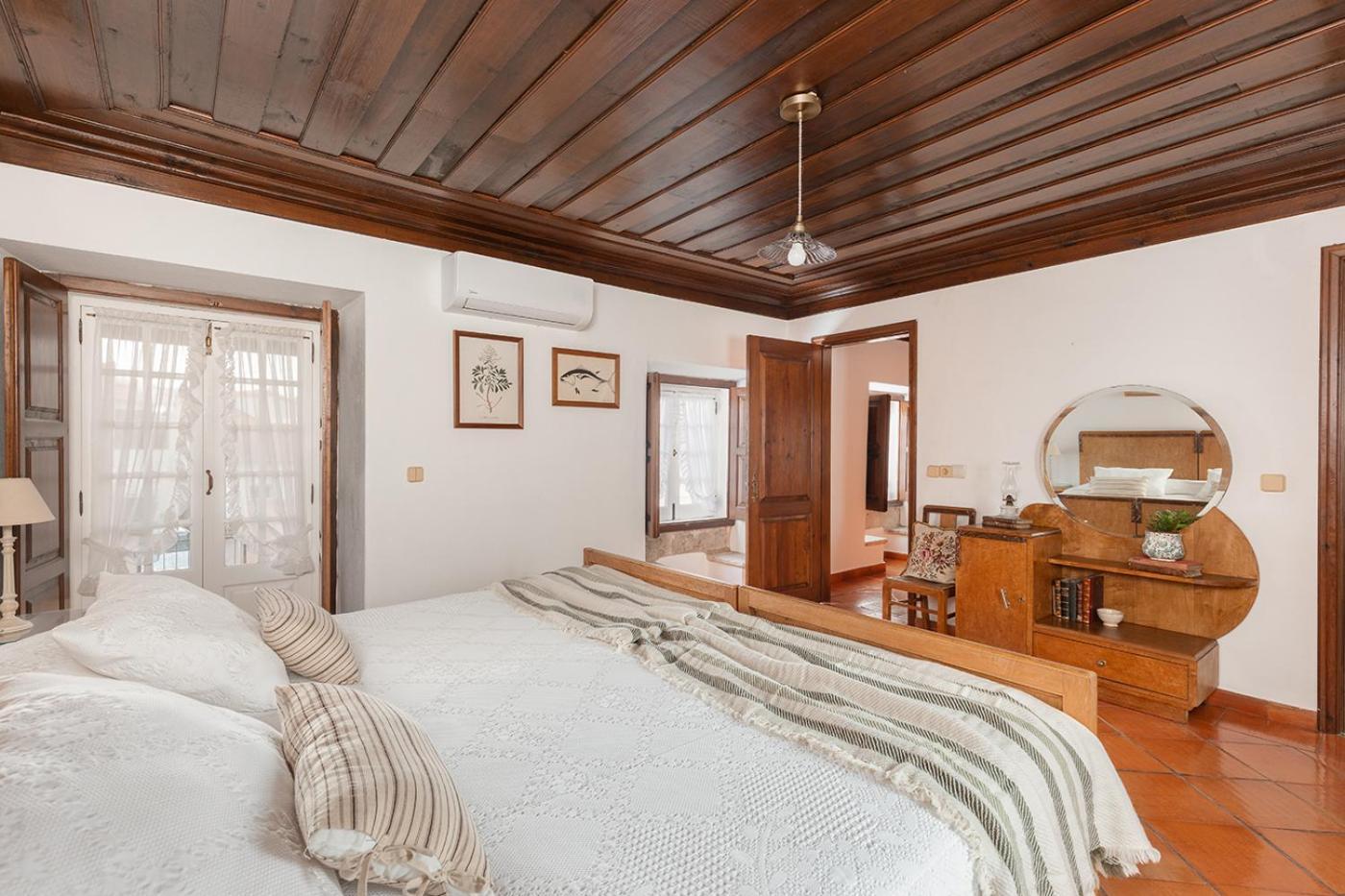 Casa Da Avo Genoveva Guest House โตมาร์ ภายนอก รูปภาพ